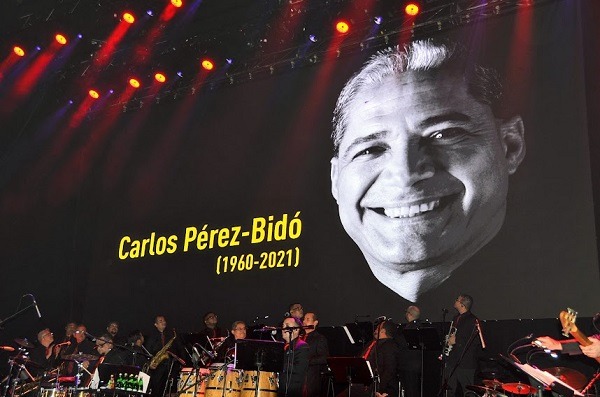 Homenaje a Pérez-Bidó