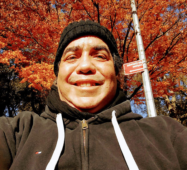“Fall in NY. Qué hermosos son los colores del Otoño en NYC. Disfrutando de esa acuarela de la naturaleza”. Aquiles Báez (8 de noviembre de 2018)