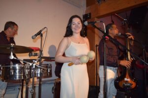 Cantante de Julio Avila Cuban Band