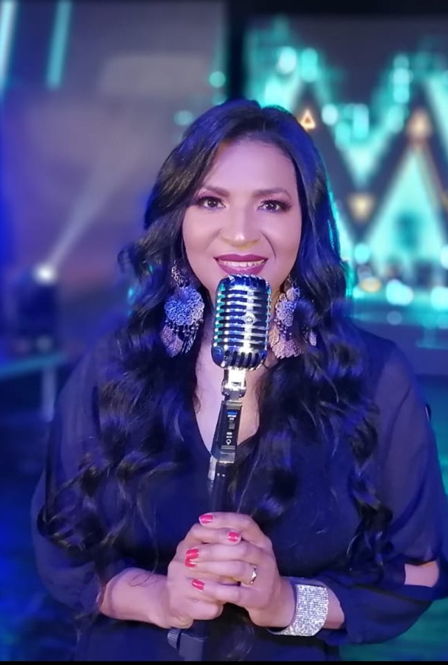 Mimi Ibarra cantautora 