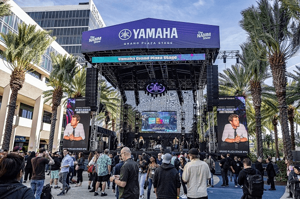 Stage en the NAMM Show