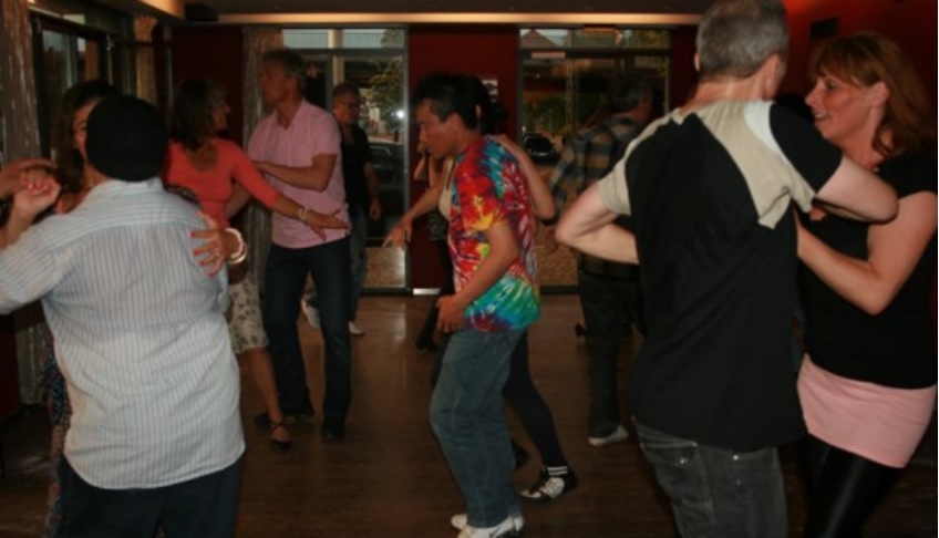 Foto 1: Salsa Brava Social