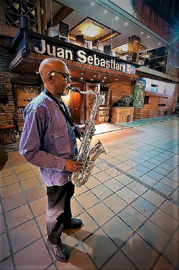 Víctor Cuica no fue solo un músico; fue un puente entre dos mundos. Fotografia en Juan Sebastian Bar
