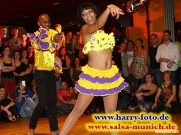 Foto 1: Festival de Salsa Cubana