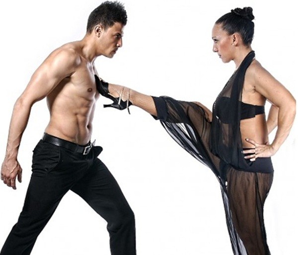 Bailarines de salsa