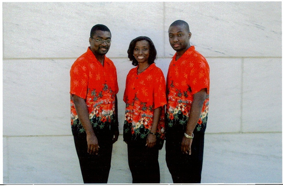 Estos son Jason, Patrice y Rony